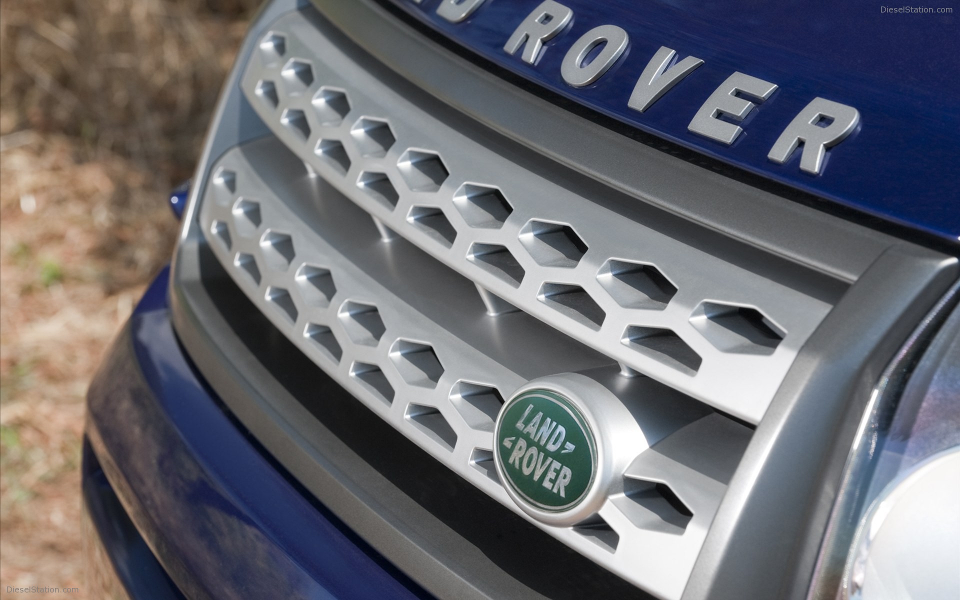 Land Rover LR2 2011